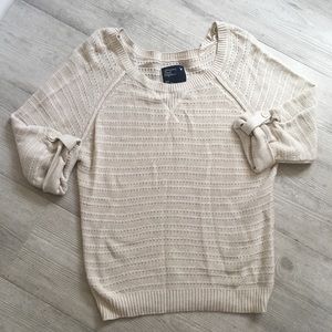 AMERICAN EAGLE SIZE S SWEATER